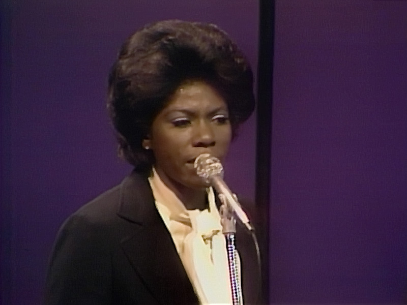 Background vocals by Dee Dee Warwick (Dionne Warwick in Concert with the Edmonton Symphony Orchestra, 1977)